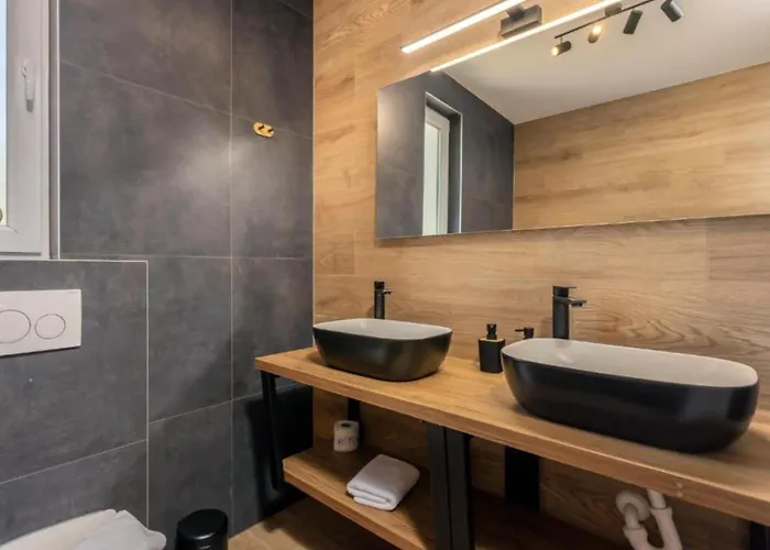 Fran - Four Bedroom With Private Pool ヴィラ
