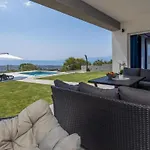 Villa Fran - Four Bedroom With Private Pool