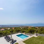 Fran - Four Bedroom With Private Pool Villa