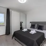 Fran - Four Bedroom With Private Pool *