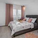 Fran - Four Bedroom With Private Pool Villa Šmrika