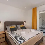 Fran - Four Bedroom With Private Pool *